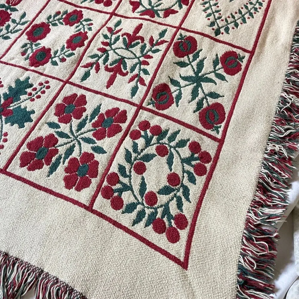 Throw Blanket Tapestry Floral Hearts Reversible Cotton Fringe Bloomcore 43x66